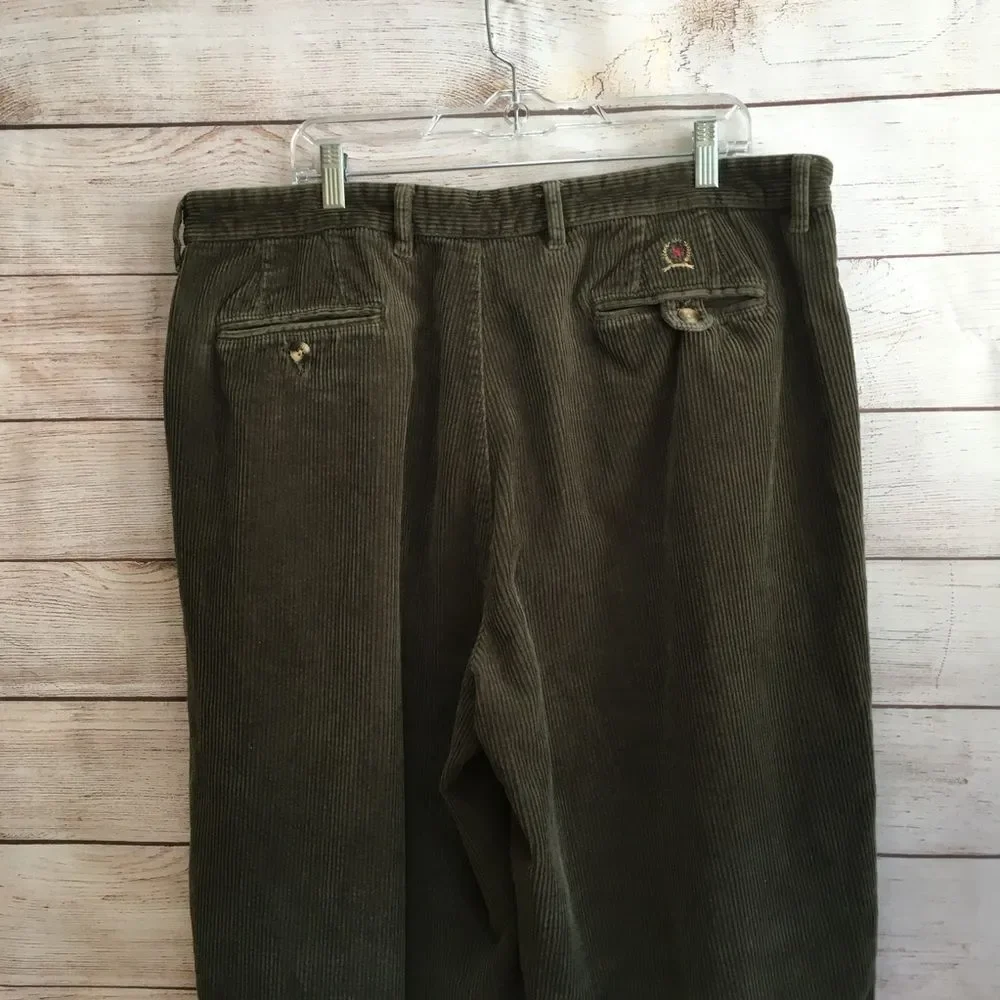 VINTAGE TOMMY HILFIGER‎ PANTS IN GREEN CORDUROY